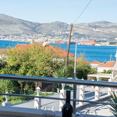 Apartments Fumija Trogir Exteriör bild