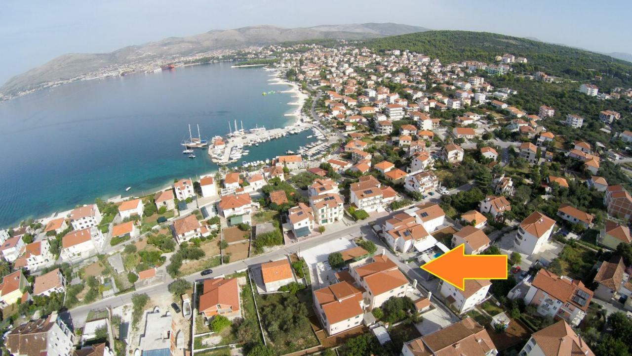 Apartments Fumija Trogir Exteriör bild