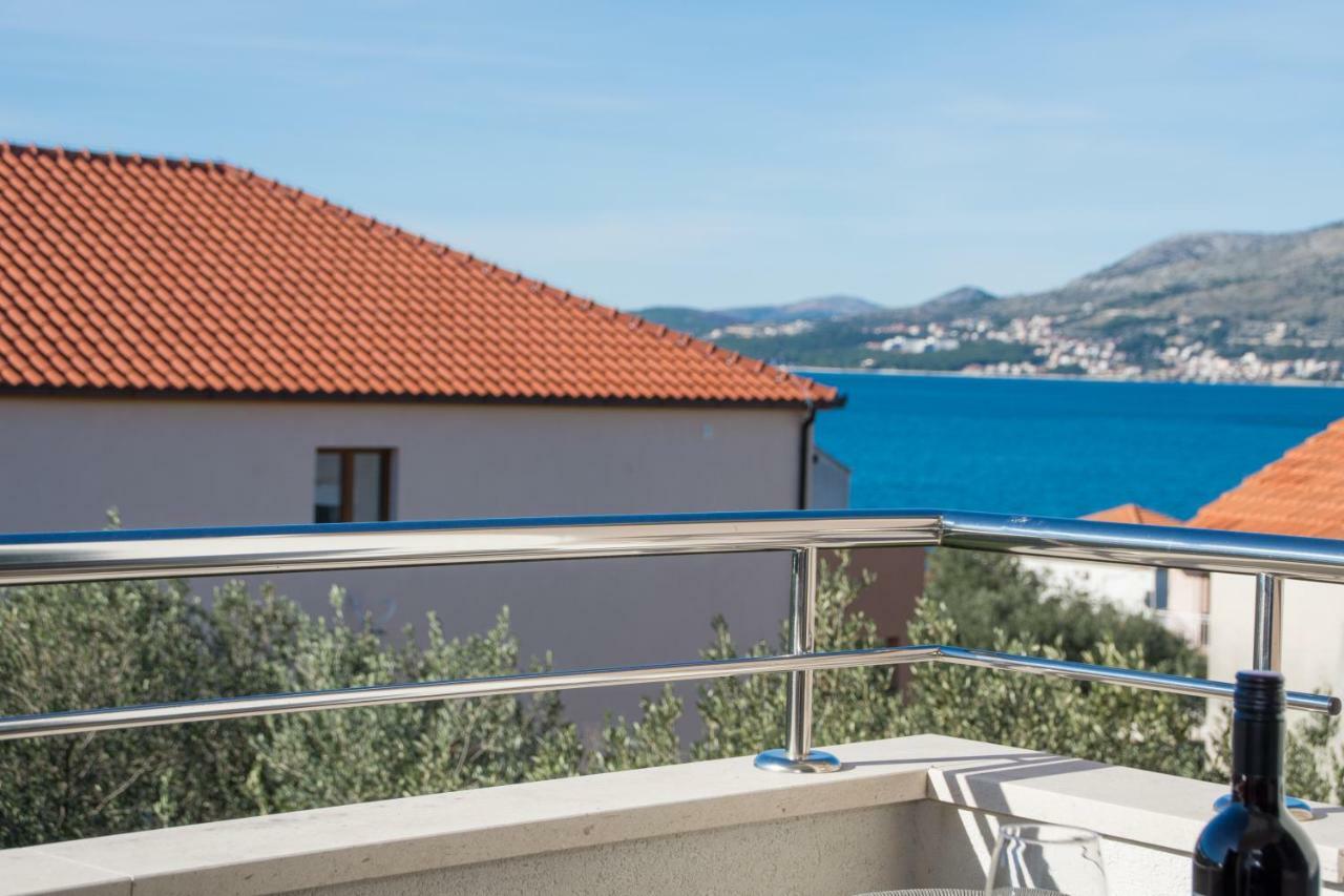 Apartments Fumija Trogir Exteriör bild