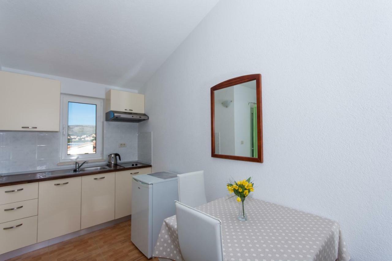 Apartments Fumija Trogir Exteriör bild